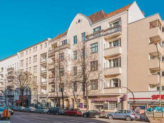 Investieren in Charlottenburg - vermietete 4-Zi.-Wohnung mit Balkon als KAPITALANLAGE