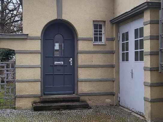 Schönes Atelier im Baudenkmal - Eigener ebenerdiger Zugang -zentrale Lage