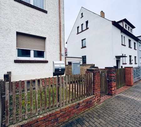* DELITZSCH * charmante 3 Zimmer Einheit * kleiner Garten * Carpot inkl. * ruhiges Haus / Lage *