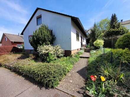 Königsbach/Stein
Geräumiges Einfamilienhaus mit Garten in guter ruhiger Lage