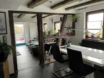 Bad Friedrichshall - Großzügige Maisonette-Wohnung mit unverbaubarer Aussicht auf den Neckar