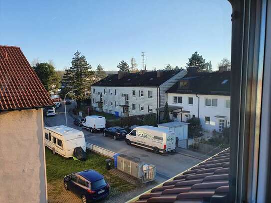 Erstbezug nach Renovierung: 3-Zimmer-Dachgeschosswohnung in Fürstenfeldbruck