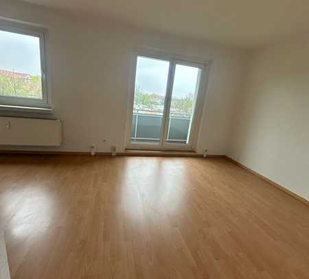 3-RW in Cracau - ideal für Paare oder WG - Balkon - offene Küche