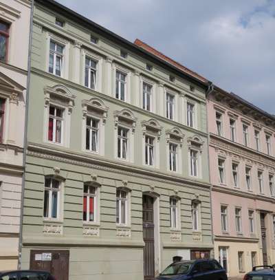 Schöne 3 Zi-Wohnung mit Laminat, sep. Küche und Duschbad im Paulusviertel