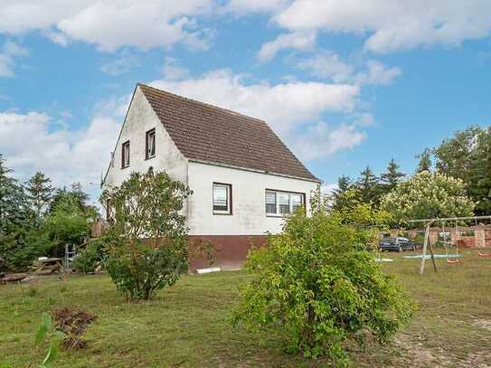 Einfamilienhaus auf großem Grundstück nahe der Elbe im ländlichen Mecklenburg-Vorpommern