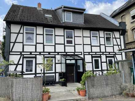 Tolles Zweifamilienhaus! Perfekt für Eigennutzer und zur Vermietung!