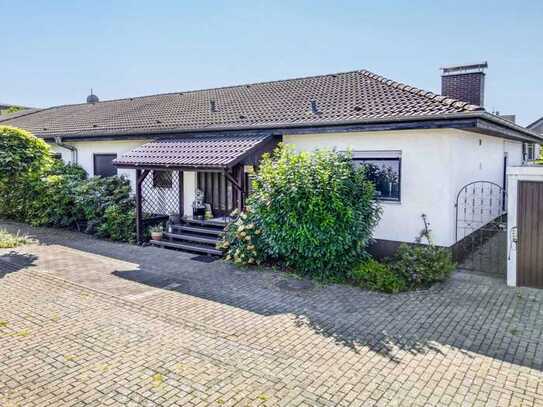 Gemütlicher Bungalow mit idyllischem Garten in zentraler Lage von Rommelhausen