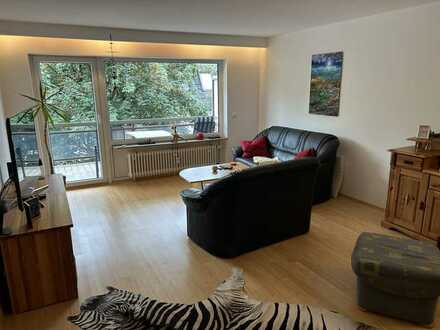 Exklusive 4-Zimmer-Wohnung mit Balkon und EBK in Bad Homburg v. d. Höhe