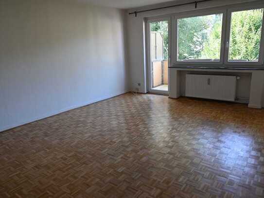 Helle 3-Zimmer-Wohnung mit Tageslichtbad und sonnigem Balkon