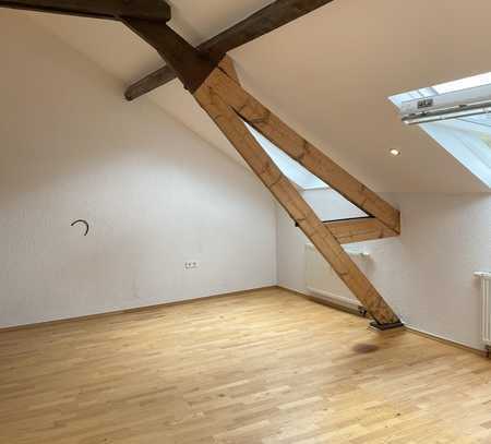 Stilvolle 2-Zimmer-Dachgeschosswohnung mit gehobener Innenausstattung in Stolberg