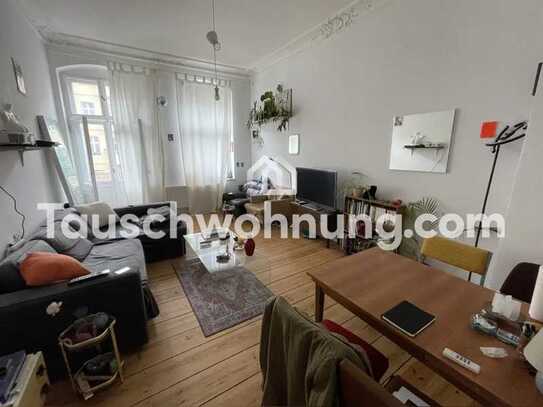 Tauschwohnung: Tolle Altbau 2-Zimmer-Wohung in Fhain mit Balkon