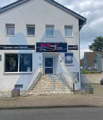 Friseursalon mit Ausstattung und Parkplätzen in Lendersdorf