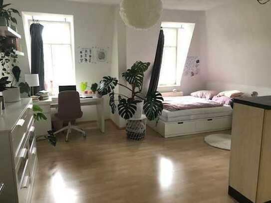 Löbtau! - Gemütliche 1-Zimmer-Eigentumswohnung in ruhiger Nebenstraße!