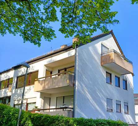 6-Familienhaus am Ende einer Sackgasse in ruhiger Lage, direkt am Naturschutzgebiet in Sillenbuch!