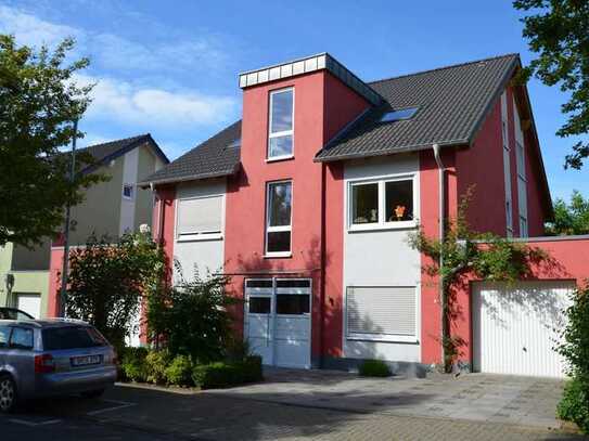 Zentrumsnahe 4 Zimmerwohnung in bester Lage mit ca. 55 m² Dachterrasse