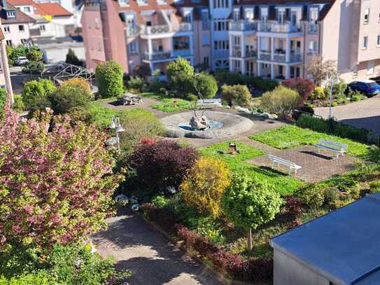 Tolle 2-Raum-Wohnung in Landau in der Mozartanlage mit Küche neu