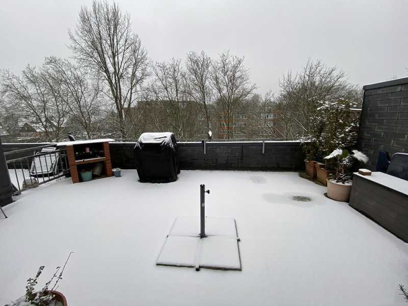 Schicke Eigentumswohnung zur Selbstnutzung mit einer ca. 15 m² großen Dachterrasse
