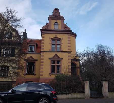 Geräumiges, günstiges 10-Raum-Mehrfamilienhaus in Halle/ Saale Giebichenstein