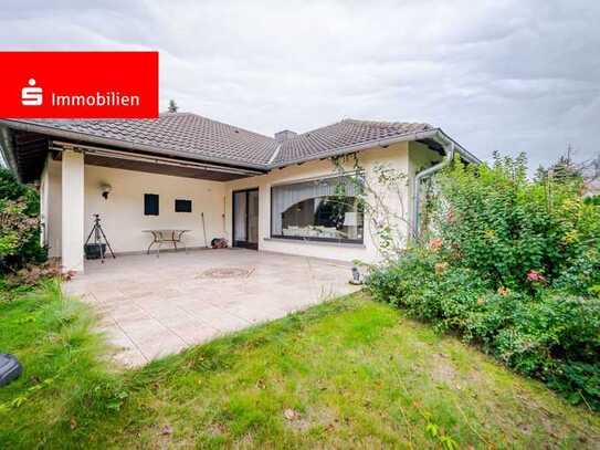 Heusenstamm-Rembrücken: Großzügiger Bungalow auf einem wunderbaren Grundstück!