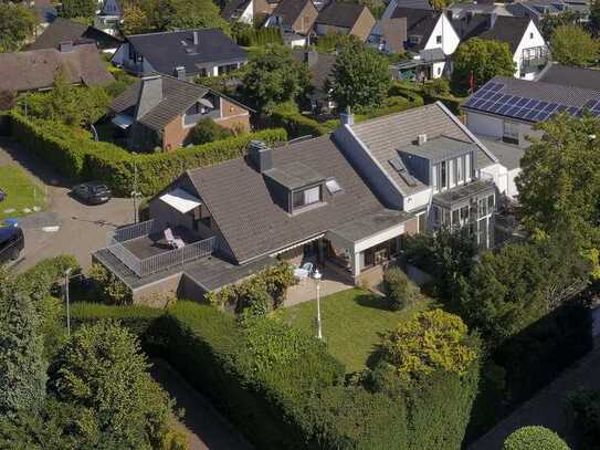 Charmantes Einfamilienhaus mit Einliegerwohnung in guter Lage in Kaarst