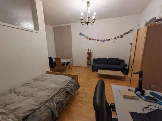 Stilvolle 1.5-Zimmer-Wohnung im Herzen der Altstadt