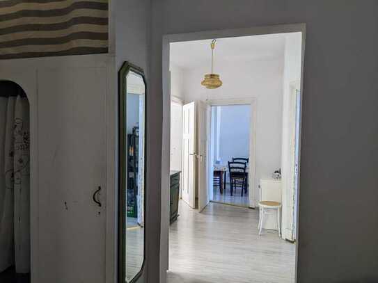 Helle 5-Zimmer-Wohnung mit Balkonen