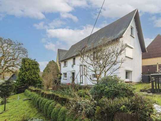 Frei stehendes Einfamilienhaus mit Garten und Gestaltungspotential in Dorfhain