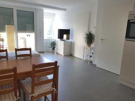 Brühl-Innenstadt - Altengerechte geschmackvolle 2-Raum-Wohnung mit Balkon und EBK