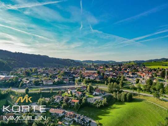 Tiefgaragenstellplatz im Zentrum von Oberstaufen
 ab sofort verfügbar