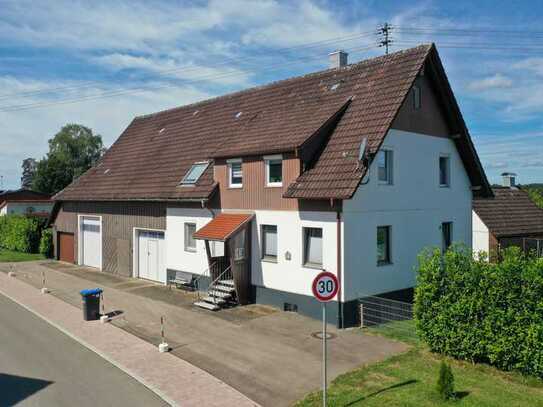 Bauernhaus in Peterzell mit Scheune und großem Grundstück