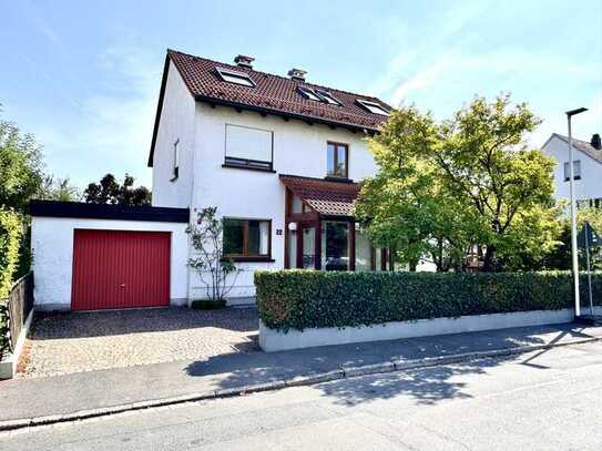 Einfamilienhaus, unvermietet, freistehend, zentrale Lage Herzogenaurach