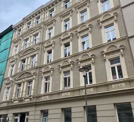 Repräsentatives Mehrfamilienhaus in der südlichen Innenstadt