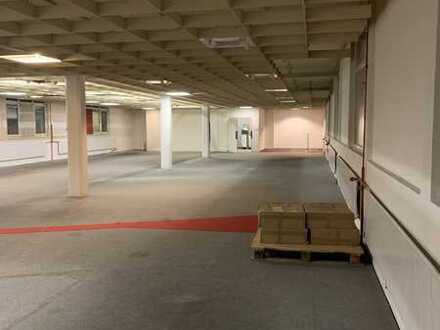 Lagerhalle im Industriegebiet Freilassing