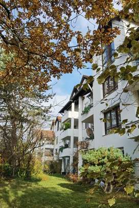 Schöne 2-Zimmer-Wohnung mit Balkon/Loggia und EBK in Germering