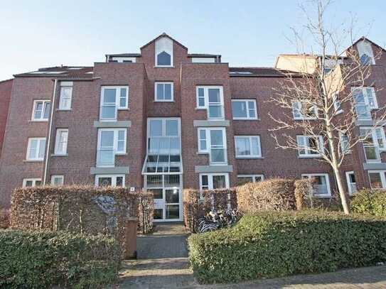 2 2/2 Zimmer (4 Räume) Maisonette-Wohnung mit 2 Balkonen und Tiefgarage in Wedel