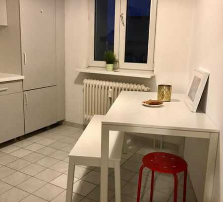 Homely single bedroom in Tiergarten