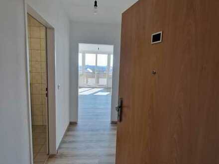 schöne und sanierte 1-Zimmerwohnung 39 m² im 6.OG