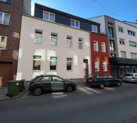 Großzügige 4 Zimmer-Wohnung mit großer Terrasse, Oberhausen