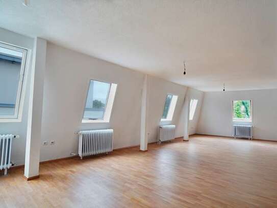 Attraktive 4-Zimmer-Wohnung in bester Innenstadtlage in Waiblingen