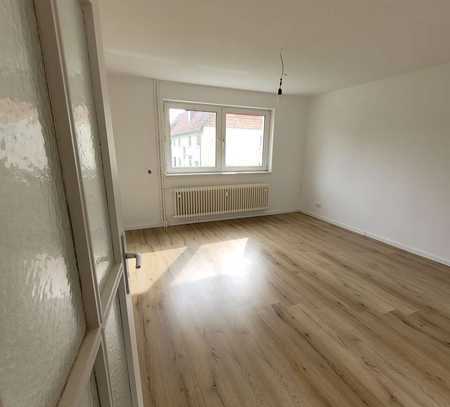 Schöne 3-Zimmer Erdgeschoss Wohnung mit Badewanne