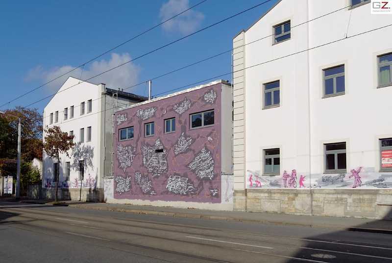 Neustadt- Helles Dach-Apartment mit Einbauküche und Badewanne!