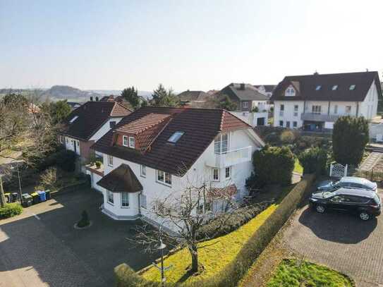 Schönes 2 Familienhaus mit Einliegerwohnung und Traumgarten