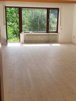 5-Zimmer/Küche/Bad-Wohnung mit Terrasse in Euerdorf-OT Wirmsthal