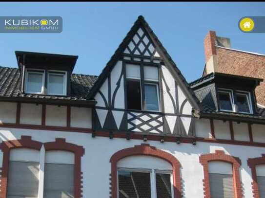 3-Zimmer-Wohnung mit Balkon und Kamin im Herzen von Solingen-Ohligs.