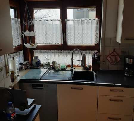 Stilvolle 4-Zimmer-Wohnung mit gehobener Innenausstattung mit Einbauküche in Winnenden