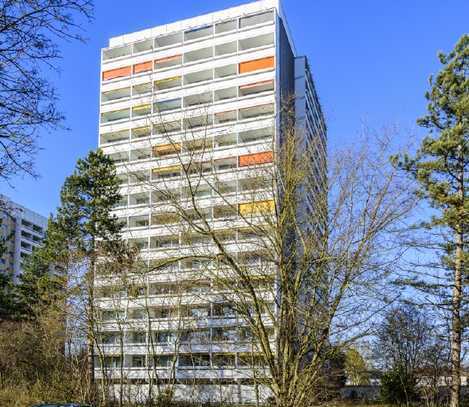 Sonnendurchflutete und großzügige 3-Zimmer Wohnung mit schönen 4 Balkone!