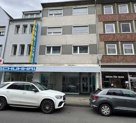 Mehrfamilienhaus mit 3 Wohneinheiten und großzügigem Ladenlokal im Zentrum von Düren