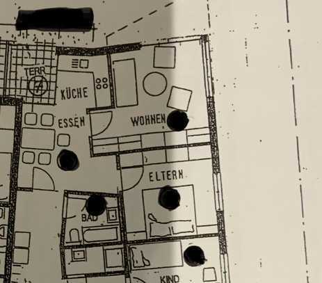 Erstbezug nach Sanierung: Stilvolle 3,5-Raum-Hochparterre-Wohnung mit geh. Innenausstattung