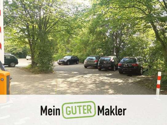 Geschützter Außenstellplatz auf privatem Parkplatz in Horn-Lehe