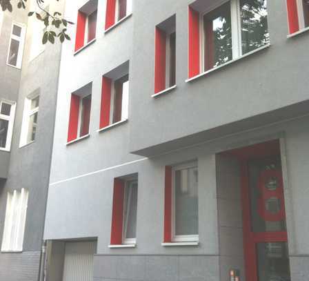 Kernsanierte 2-Raum-Wohnung mit Balkon in Düsseldorf-Bilk